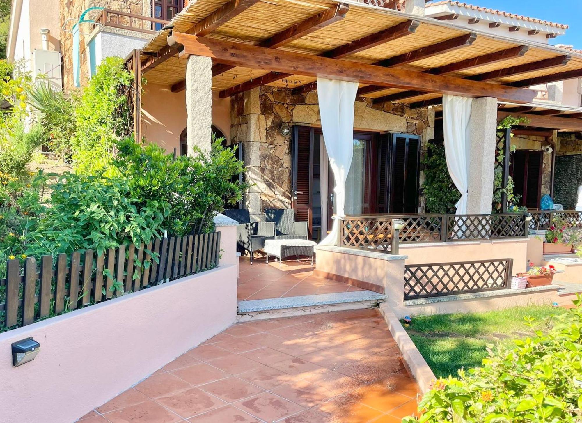 Iss Travel, Panoramic Sea View Ticino - 1 Bedroom Apartments 1,5 Km From The Beach San Teodoro  Buitenkant foto